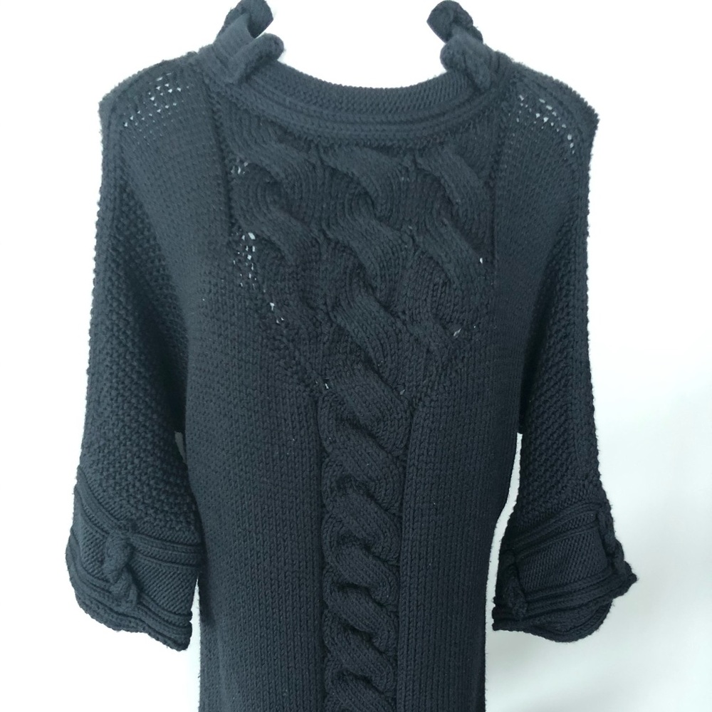 Elie Tahari Merino Wool 3/4 bell sleeve